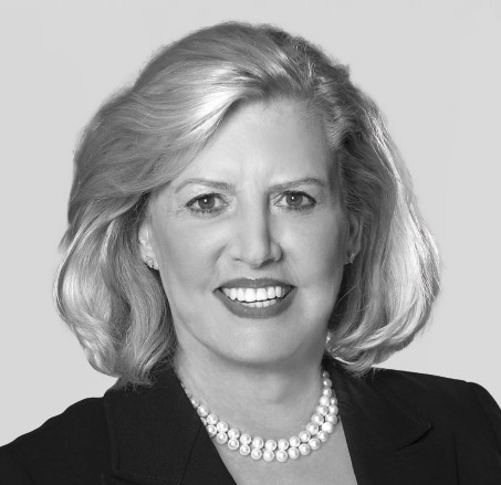 [MISSING IMAGE: ph_pauletteberhart-bw.jpg]